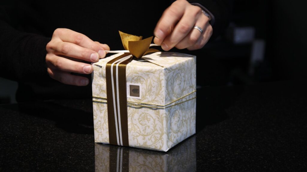 4 Ways to Awesomely Customize Your Spouse’s Care Package